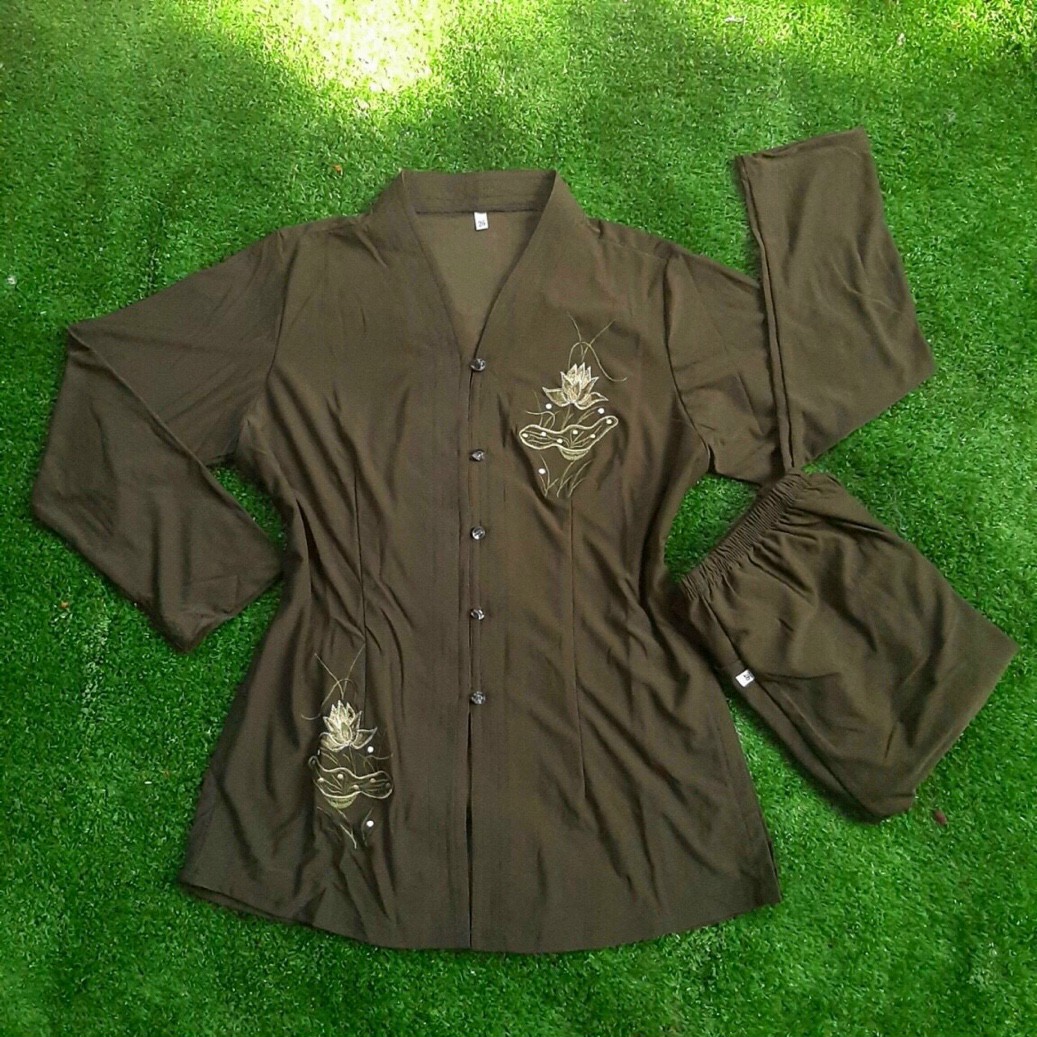 Bà lai tim nút nhựa thun (xanh rêu)